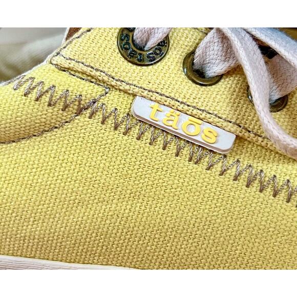 Taos Star Burst Sunny Yellow Sneaker Shoes Canvas Casual Pastel 6.5 lace up - Picture 7 of 9